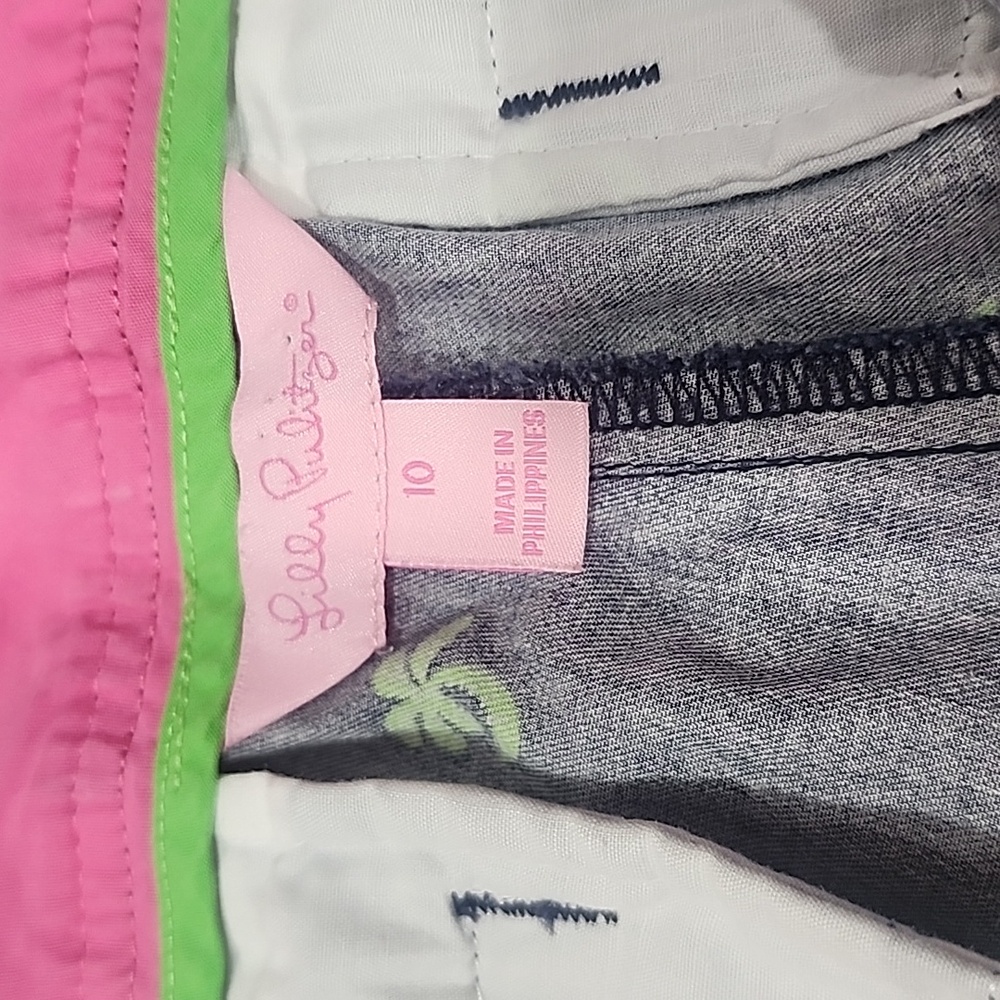 Lilly Pulitzer Palm Beach Fit Chino/ Bermuda Navy Blue Shorts. 10 - Picture 8 of 12